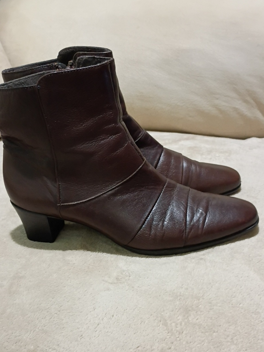 Munro Dark Brown Leather Ankle Booties